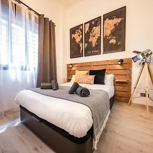 https://chic-studio-with-swimming-pool-mlaga-center.1costadelsol.com